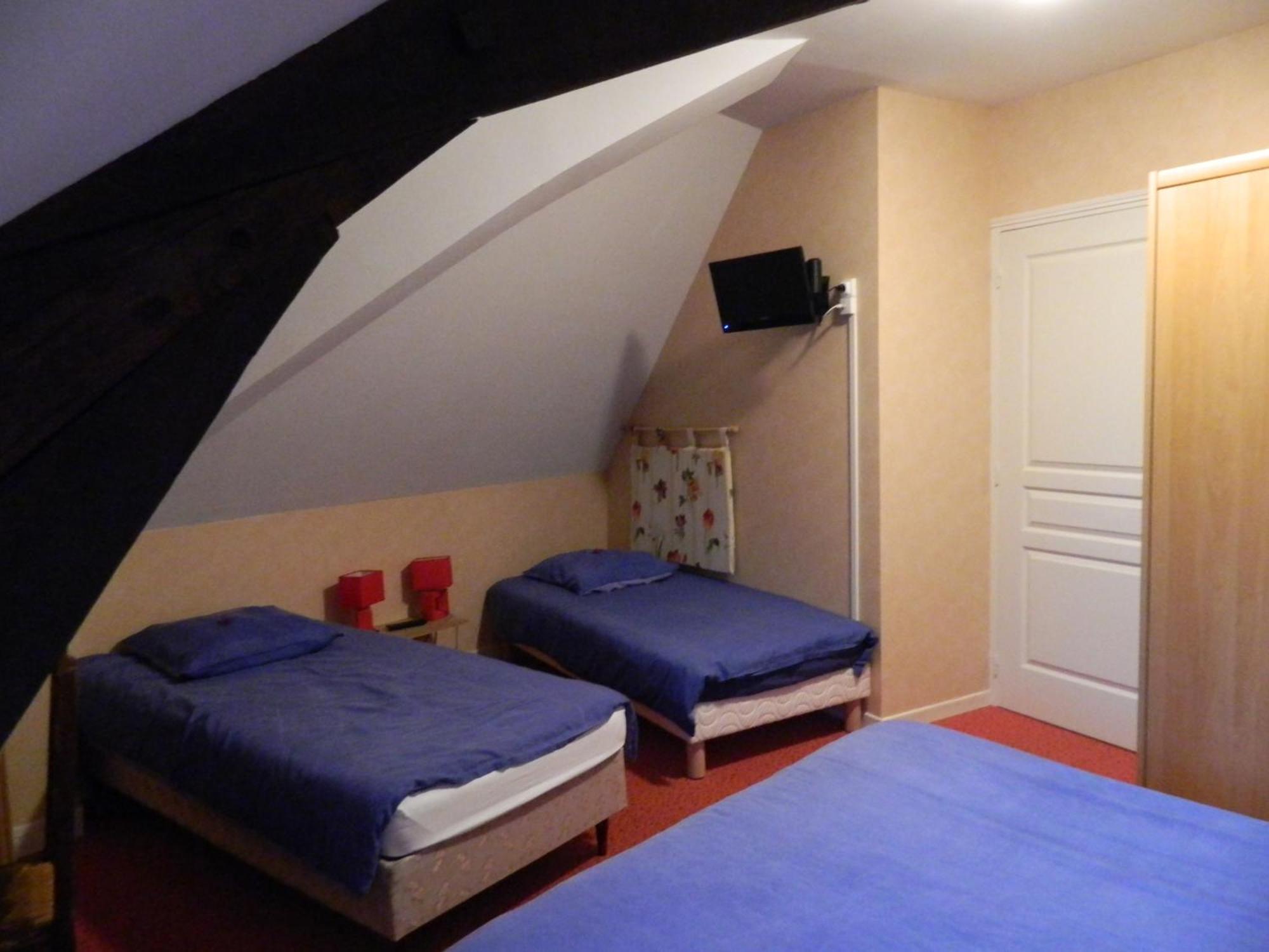 Hotel Le Lion D'Or Ouroux-en-Morvan Esterno foto