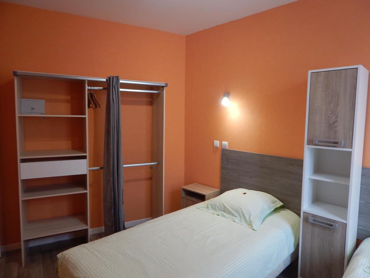Hotel Le Lion D'Or Ouroux-en-Morvan Esterno foto