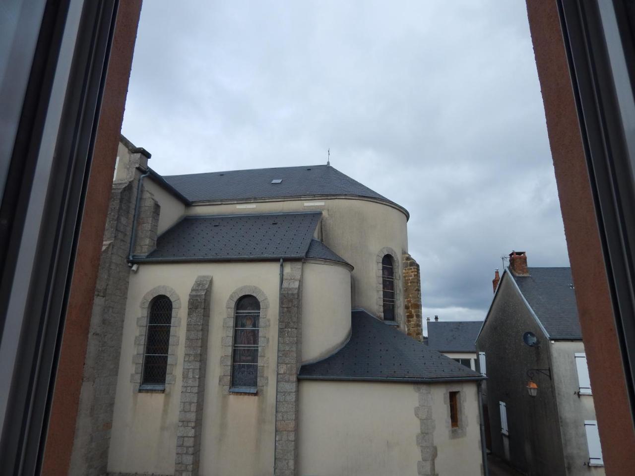 Hotel Le Lion D'Or Ouroux-en-Morvan Esterno foto